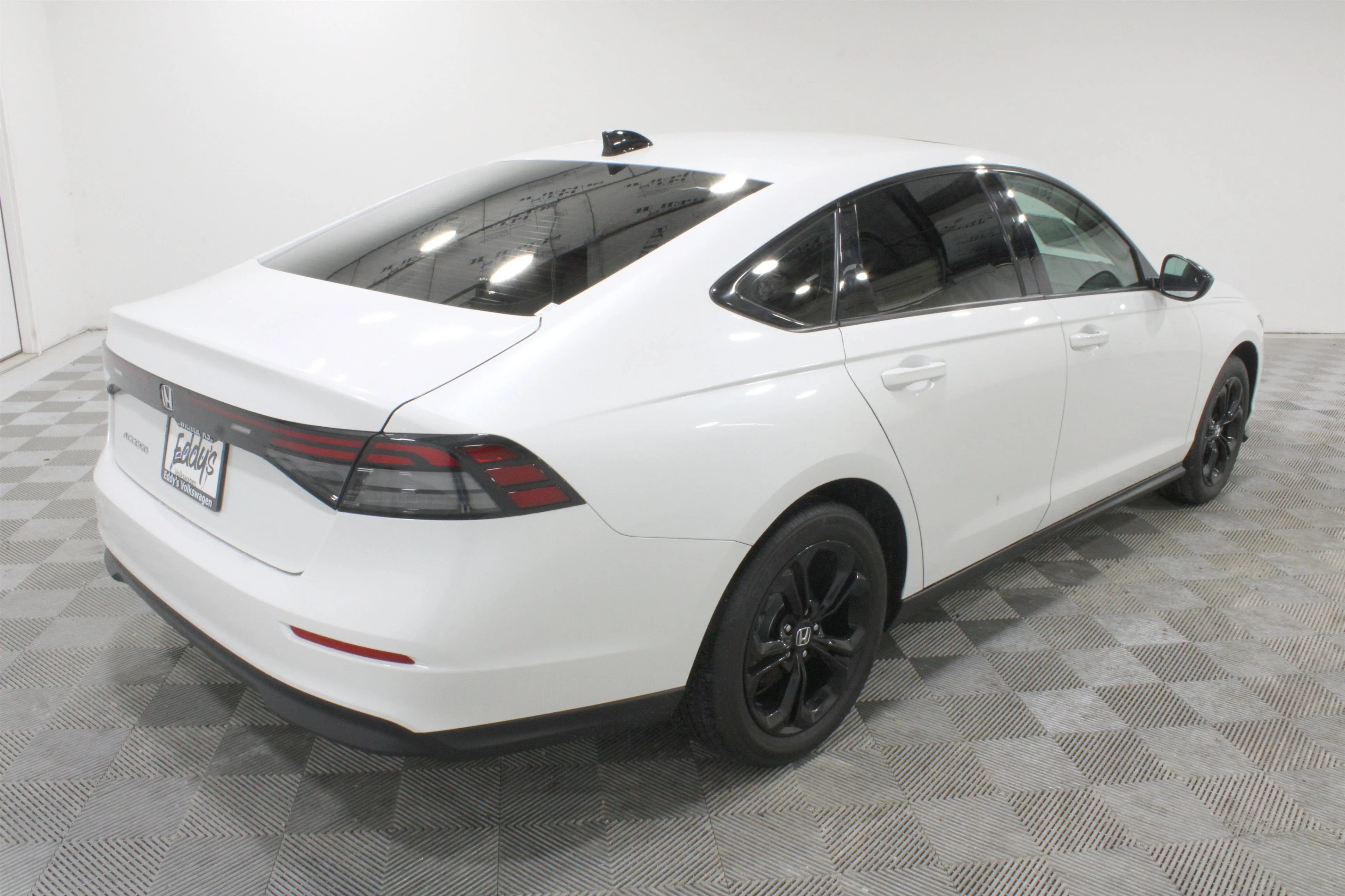 2025 Honda Accord SE - Photo 26