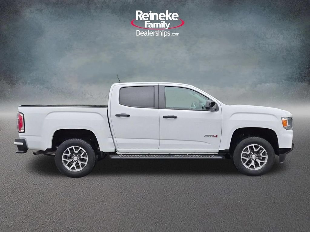 Used 2022 White GMC AT4 w/Leather image 5