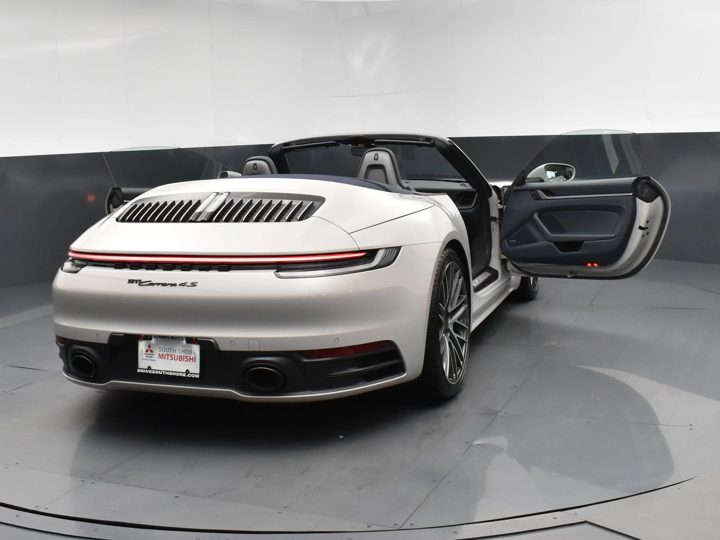 2023 Porsche 911 S - Photo 34