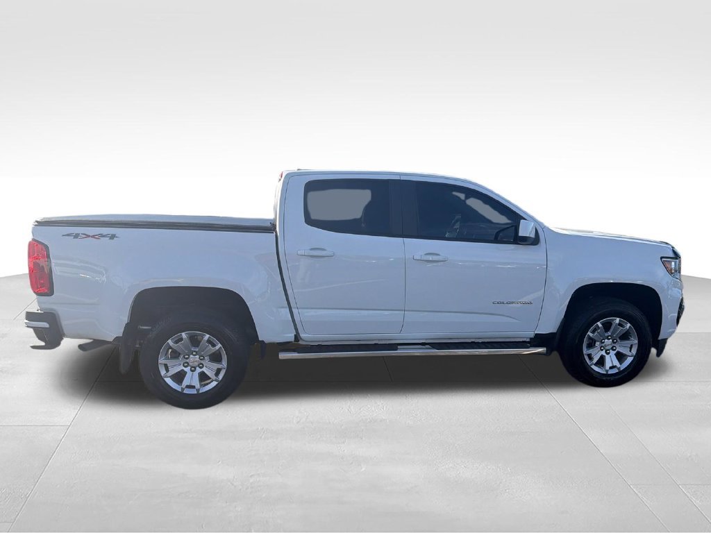 Used 2021 White Chevrolet LT image 6