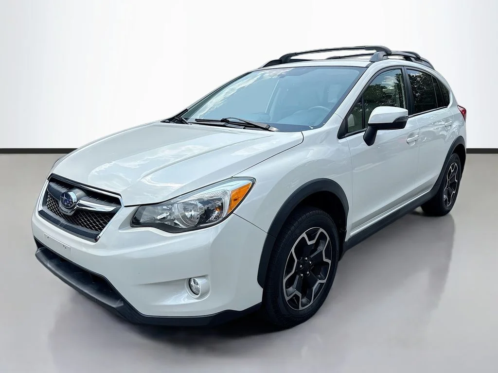 Used 2015 Crystal White Pearl Subaru 2.0i Limited image 3