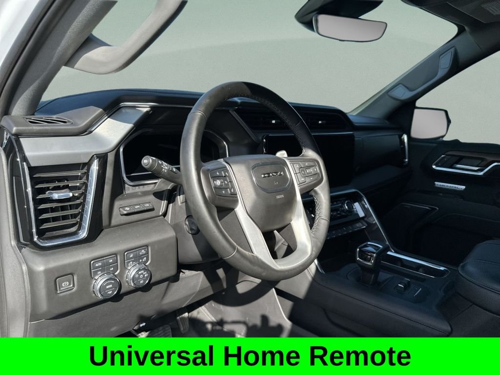 Used 2023 White GMC Denali image 19