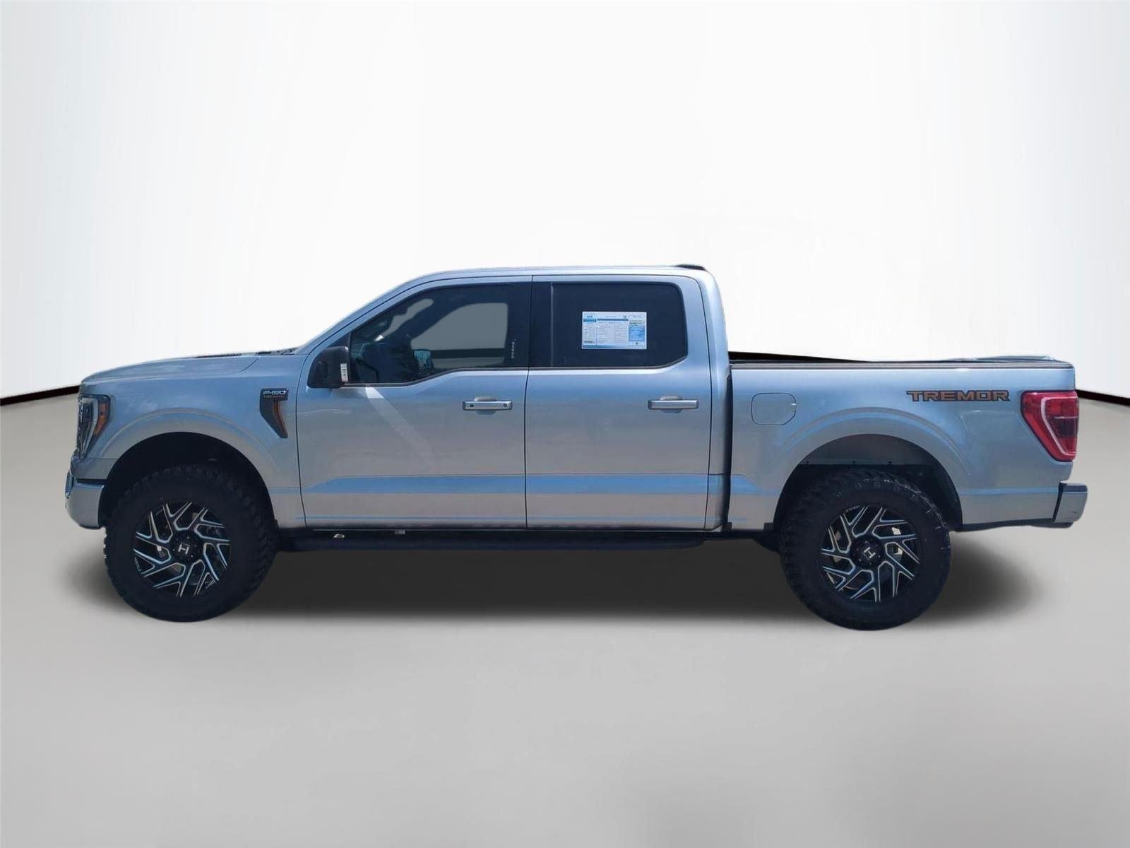 Used 2023 Iconic Silver Metallic Ford Tremor image 2