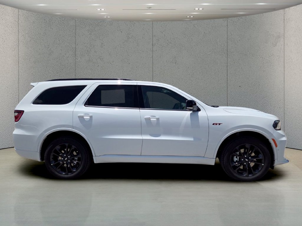 New 2026 White Knuckle Clear-Coat Exterior Paint Dodge GT Plus image 3