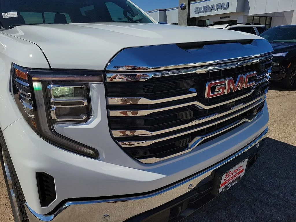 2026 GMC Sierra 1500 SLT - Photo 13
