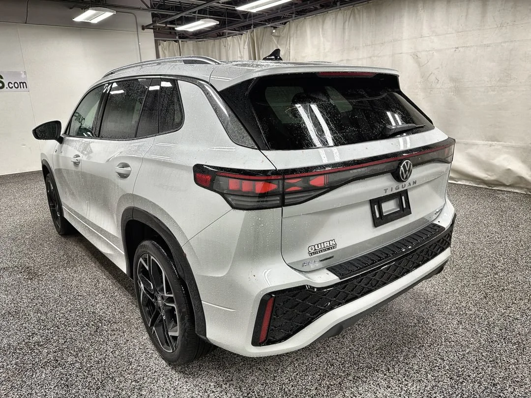 New 2026 Opal White Pearl Volkswagen SEL R-Line Turbo image 7