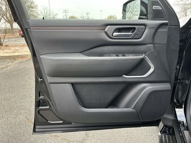 2026 Nissan Armada Platinum Reserve - Photo 14