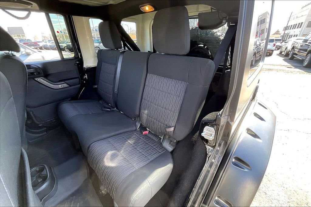 2011 JEEP WRANGLER - Image 21