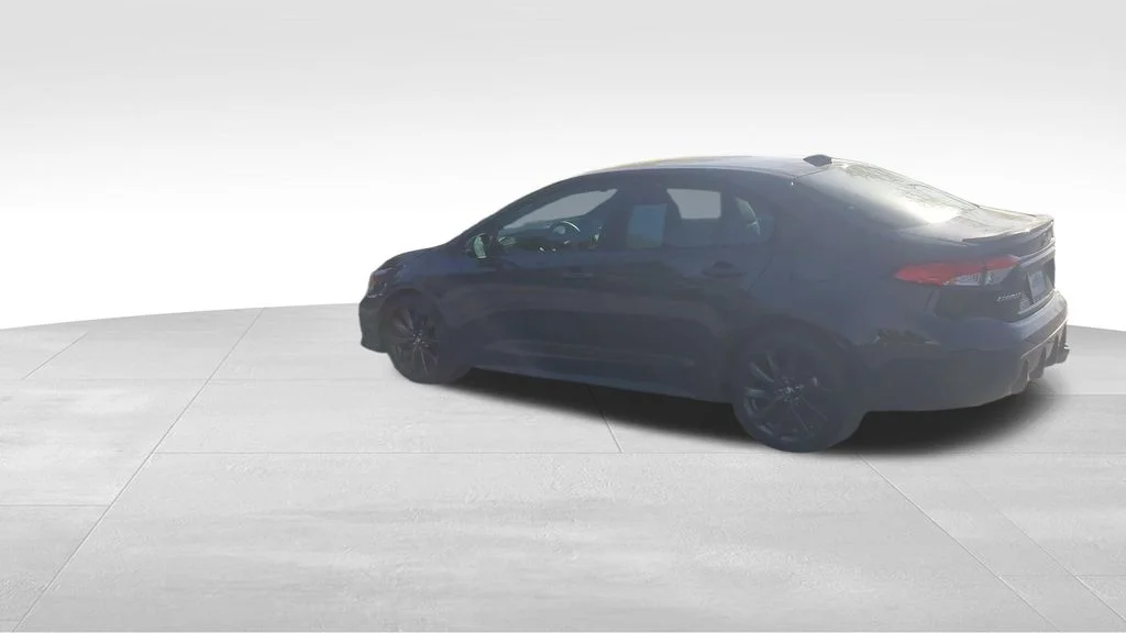 Used 2023 UNDERGROUND Toyota SE image 6