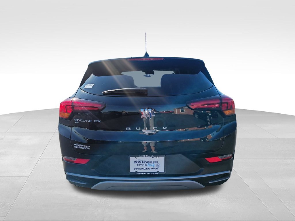 Used 2024 Black Buick Preferred image 4