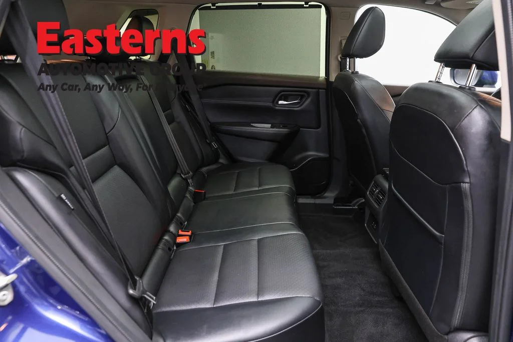 Used 2023 Blue Nissan SV image 25