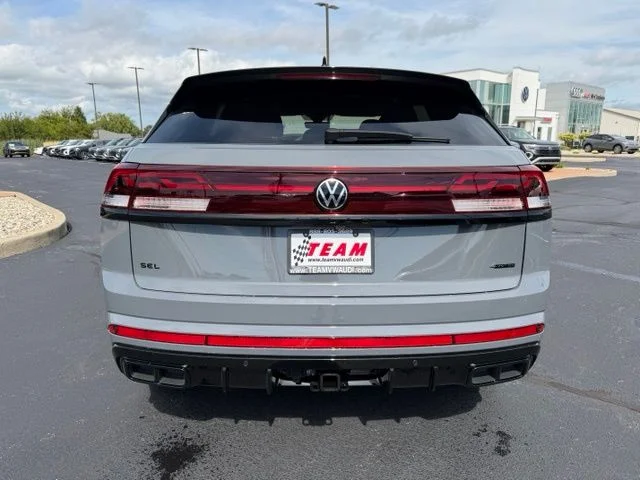 New 2026 Pure Gray Volkswagen 2.0T SEL R-Line Black image 4