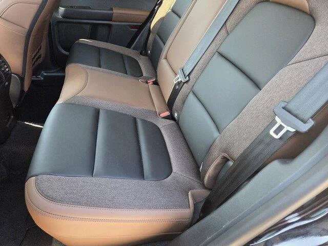 Used 2026 Shadow Black Ford Outer Banks image 23