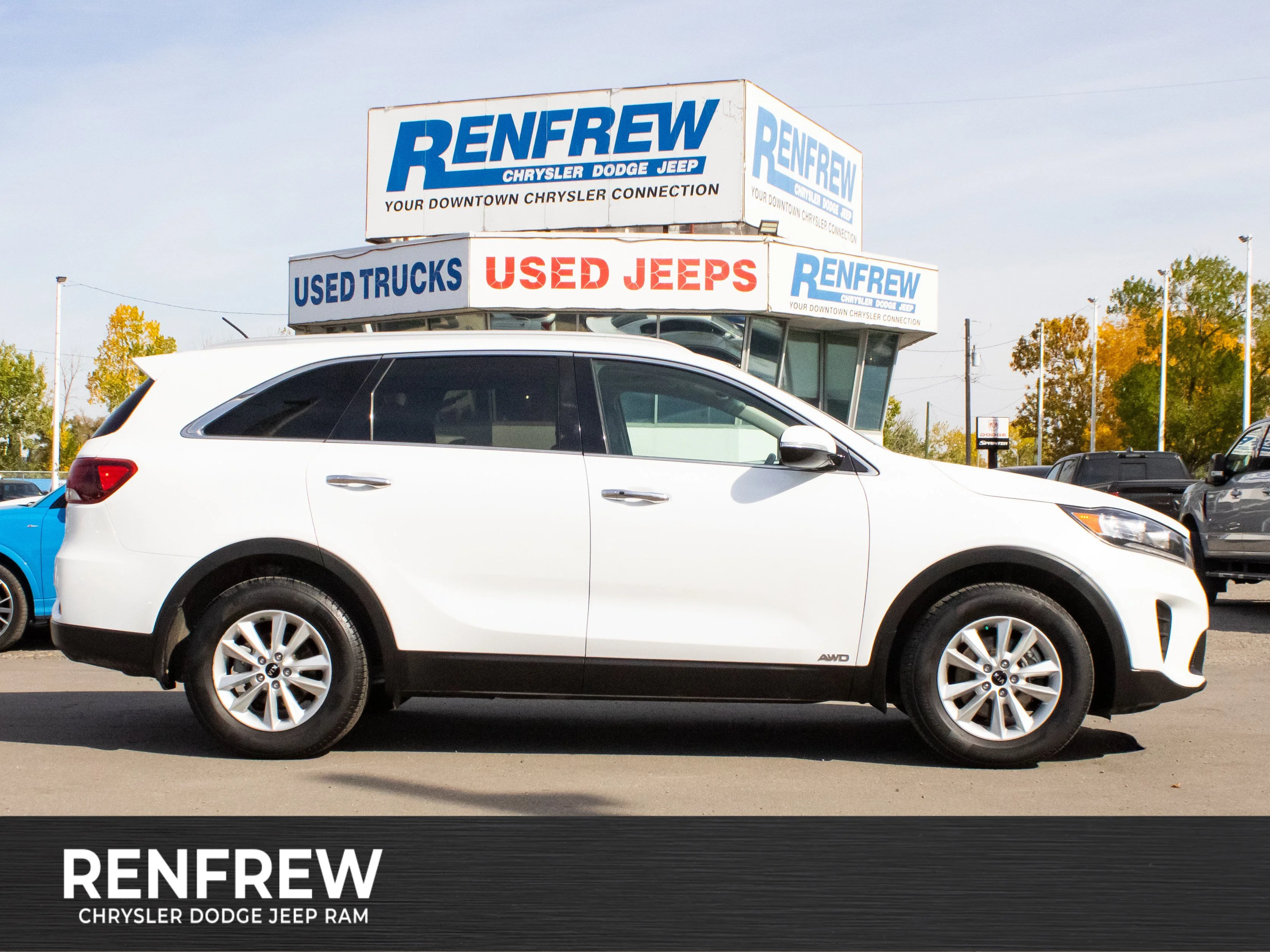 Used 2019 White Kia LX* | Heated Seats & Wheel | Blind Spot Monitoring | Backup Camera | image 1
