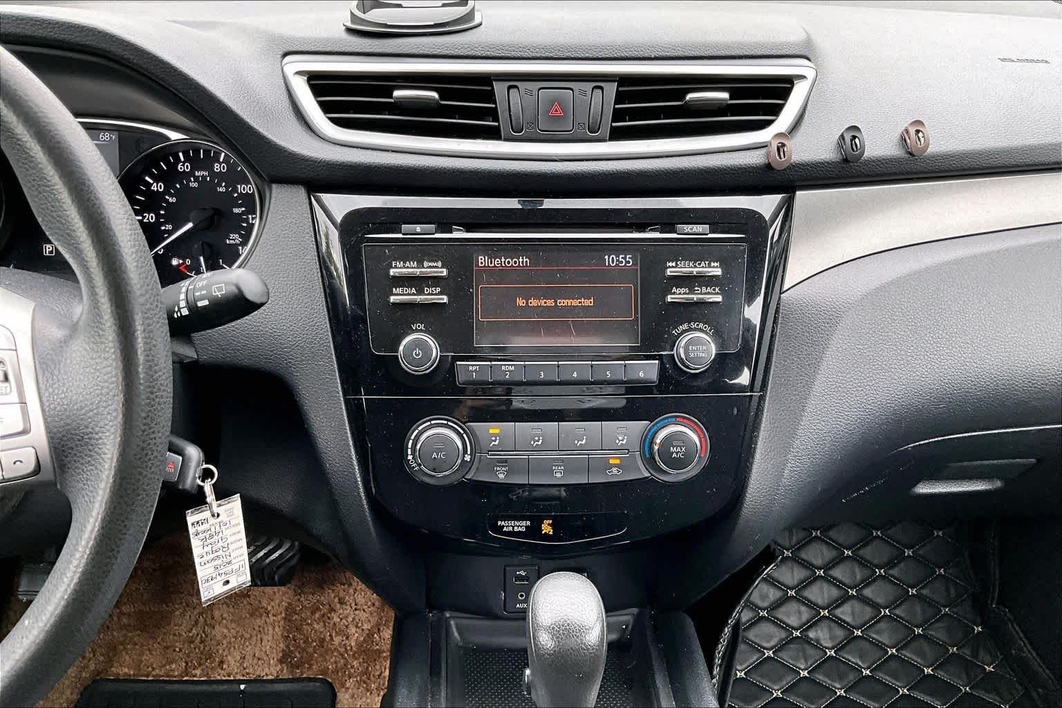 Used 2015 Midnight Jade Nissan S image 6