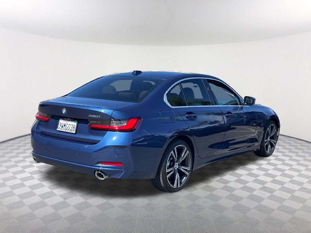 Used 2024 Phytonic Blue Metallic BMW 330i image 5