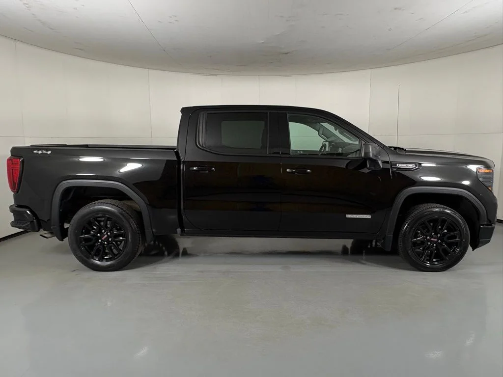 Used 2024 Black GMC Elevation image 11