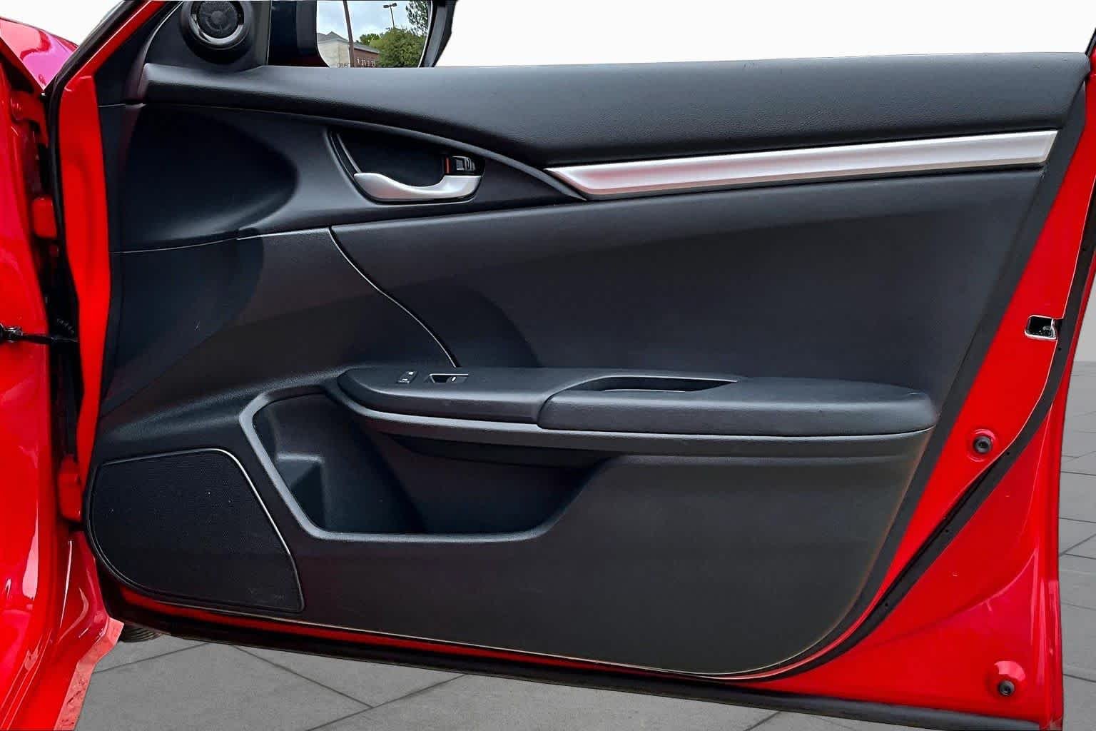 2019 Honda Civic Sport - Photo 23