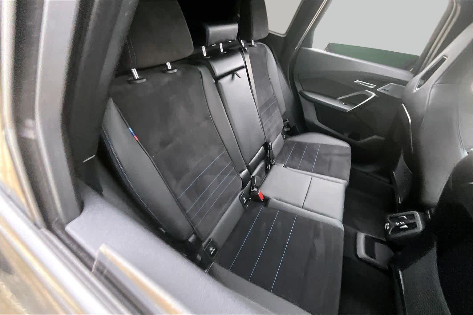 Used 2024 Black Sapphire Metallic BMW M35i image 19