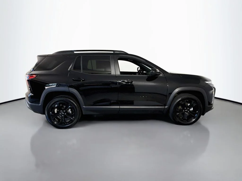 Used 2025 Mosaic Black Metallic Chevrolet AWD LT image 13