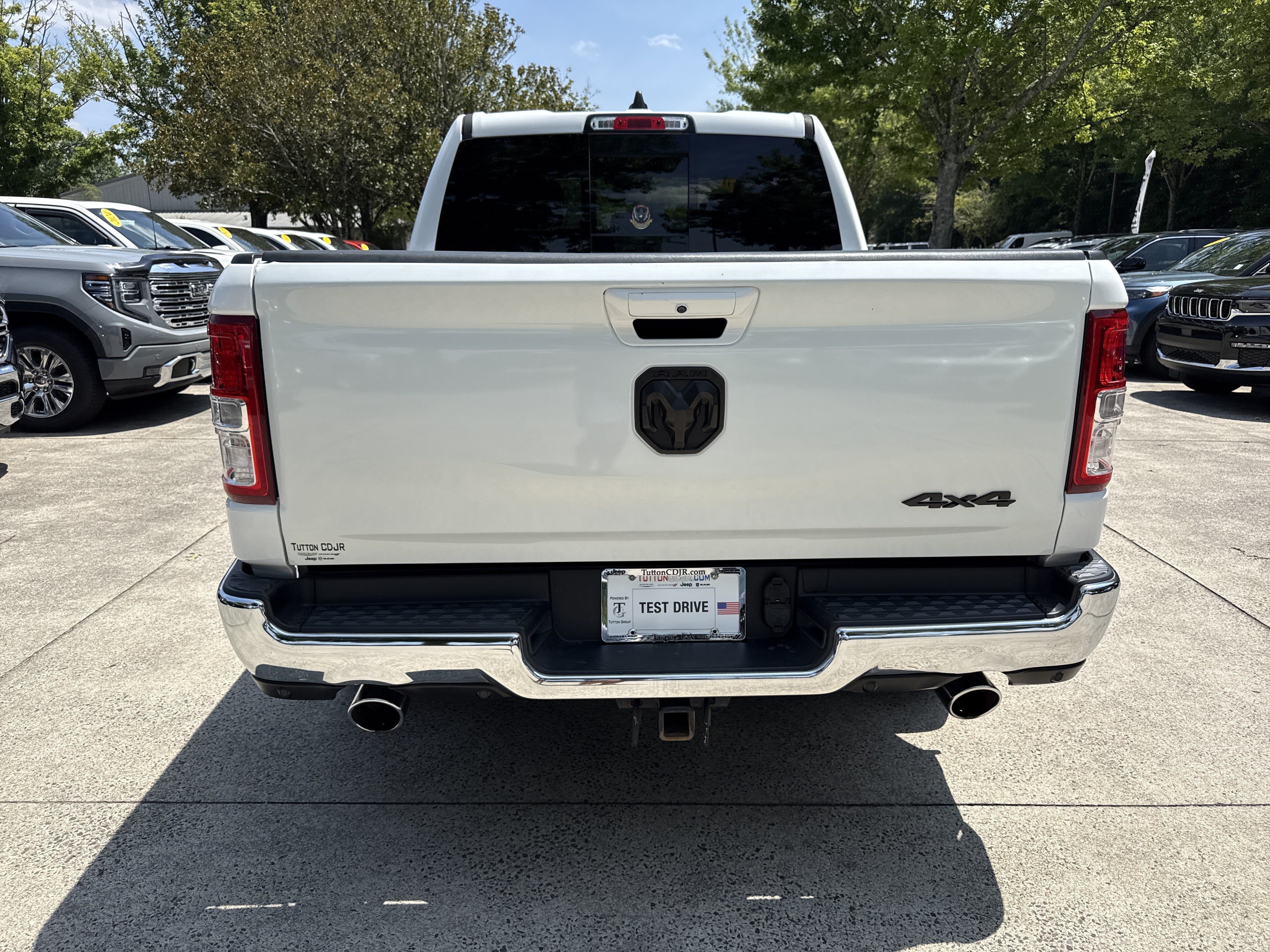 Used 2022 Bright White Clearcoat Ram Big Horn image 6