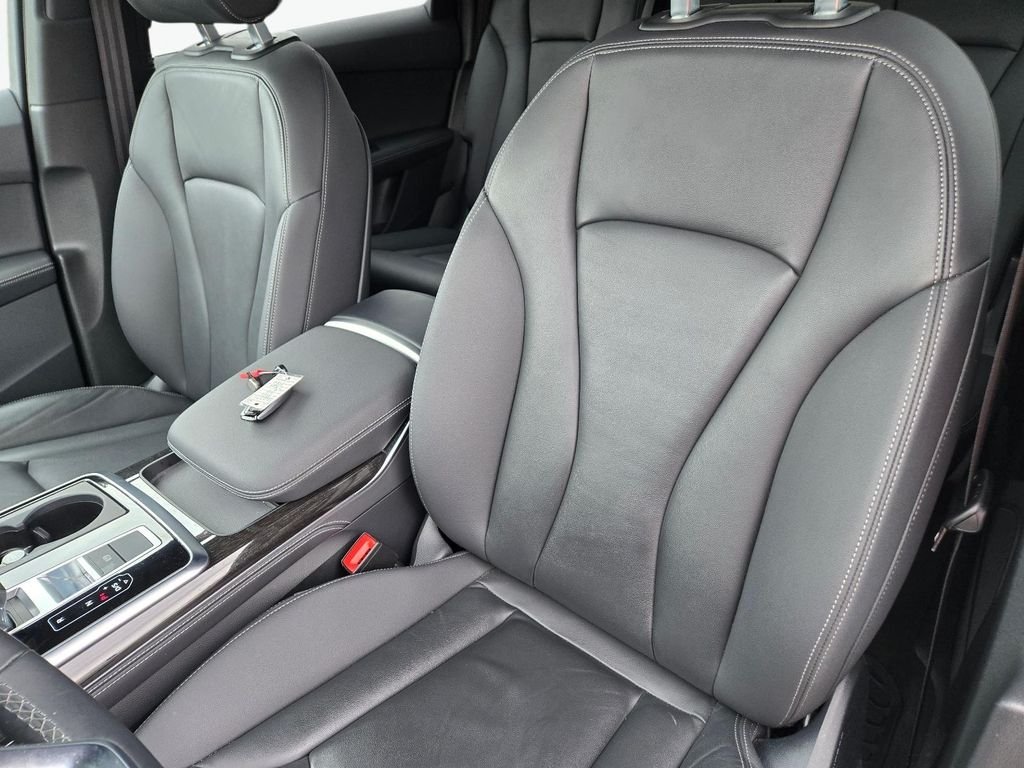 Used 2025 Gray Audi Premium Plus image 12