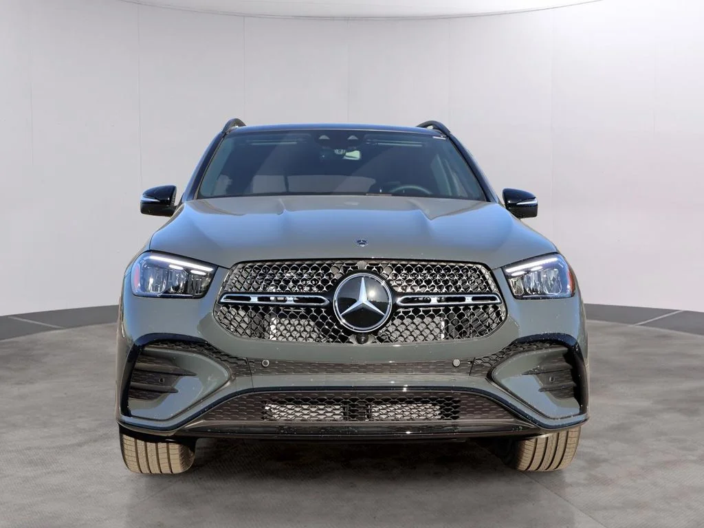New 2026 MANUFAKTUR Silicon Grey Mercedes-Benz GLE 450 image 2