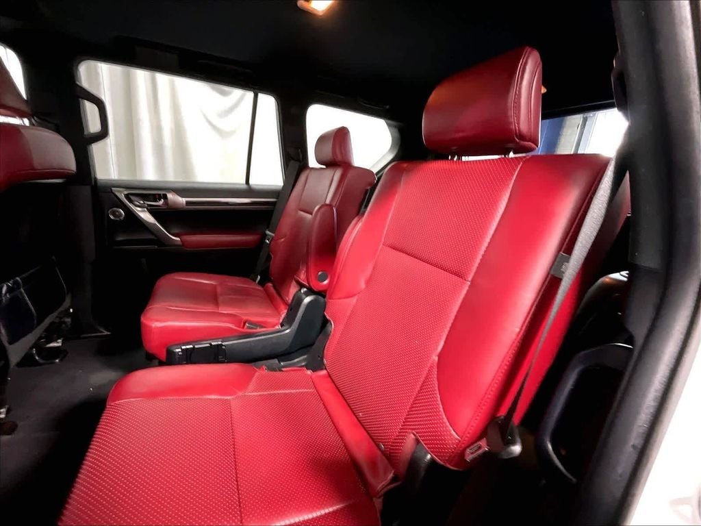 Used 2023 White Lexus 460 Luxury image 18