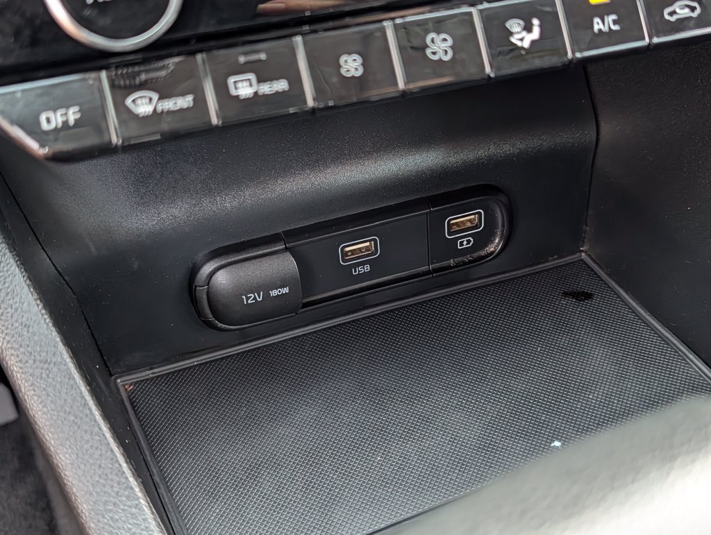 2021 Kia K5 LXS - Photo 23