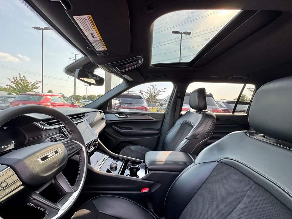 2023 Jeep Grand Cherokee L Altitude - Photo 16