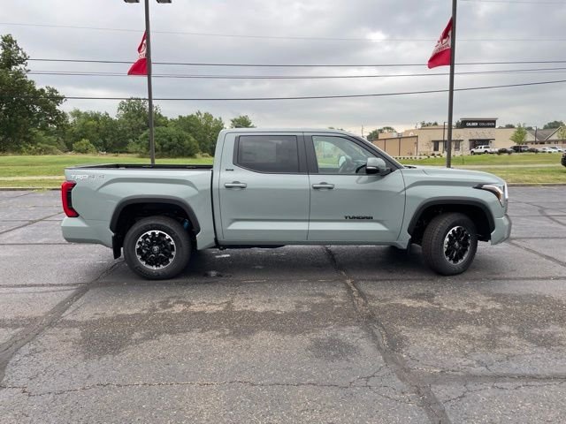 2026 Toyota Tundra SR5 - Photo 6