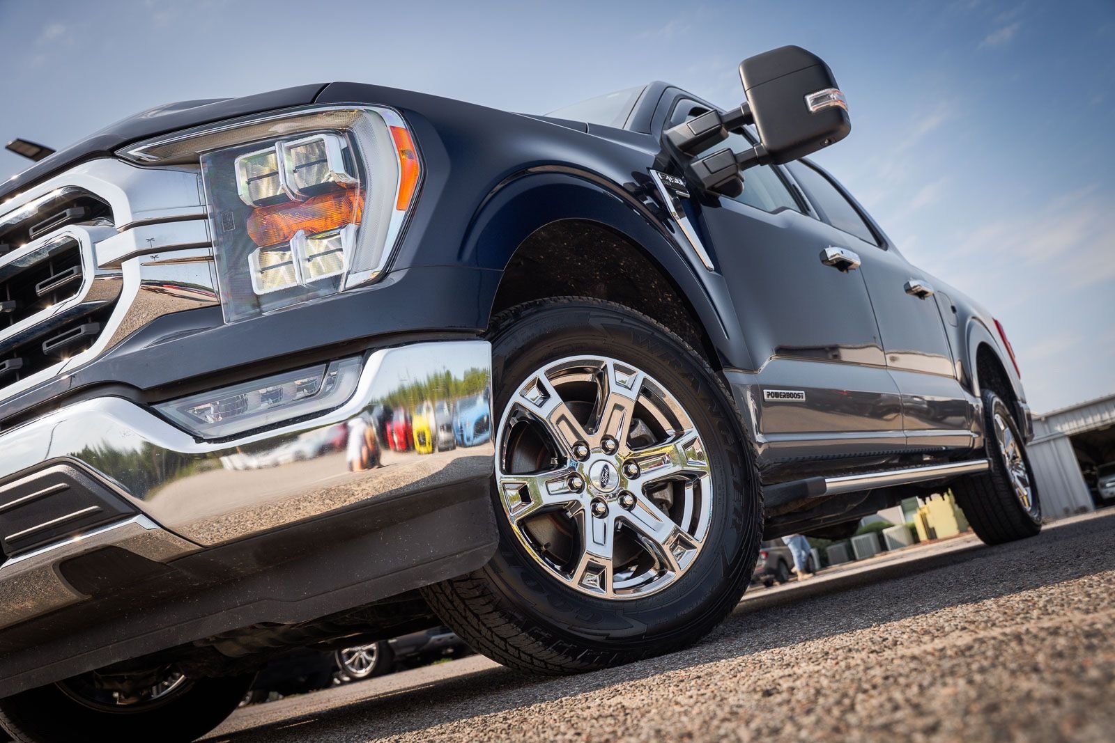 Used 2023 Antimatter Blue Metallic Ford XLT image 10