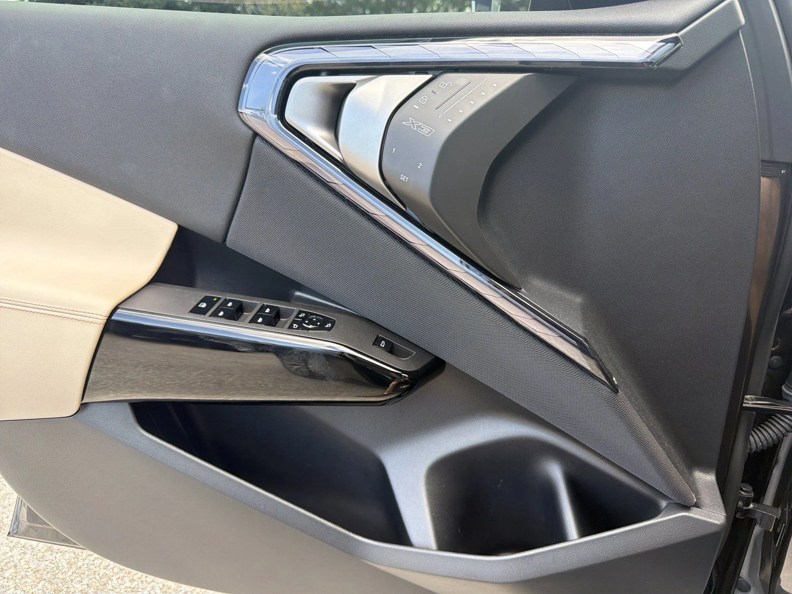 New 2026 Dark Graphite Metallic BMW 30 xDrive image 25