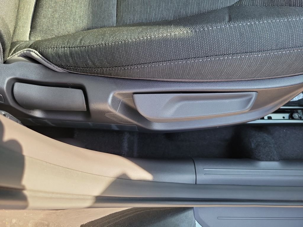 New 2027 Interstellar Gray Kia S image 9