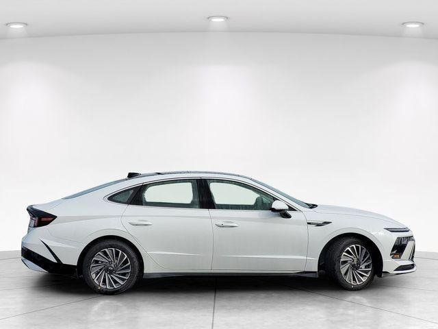 New 2026 White Hyundai SEL image 33