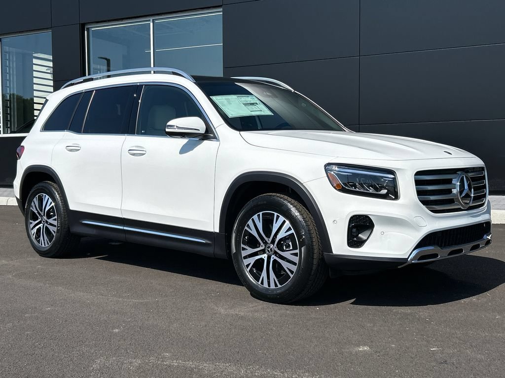 New 2026 Polar White Mercedes-Benz GLB 250 image 38
