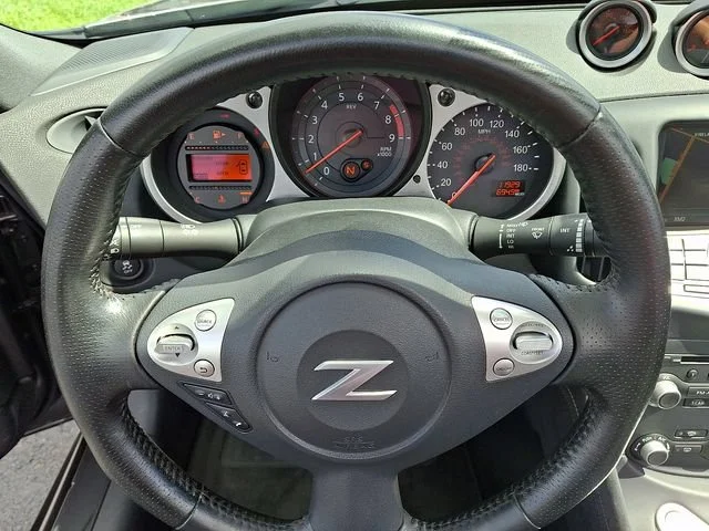 Used 2019 Gray Nissan  image 19