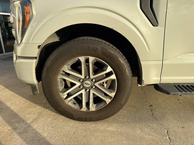Used 2023 White Ford XL image 6