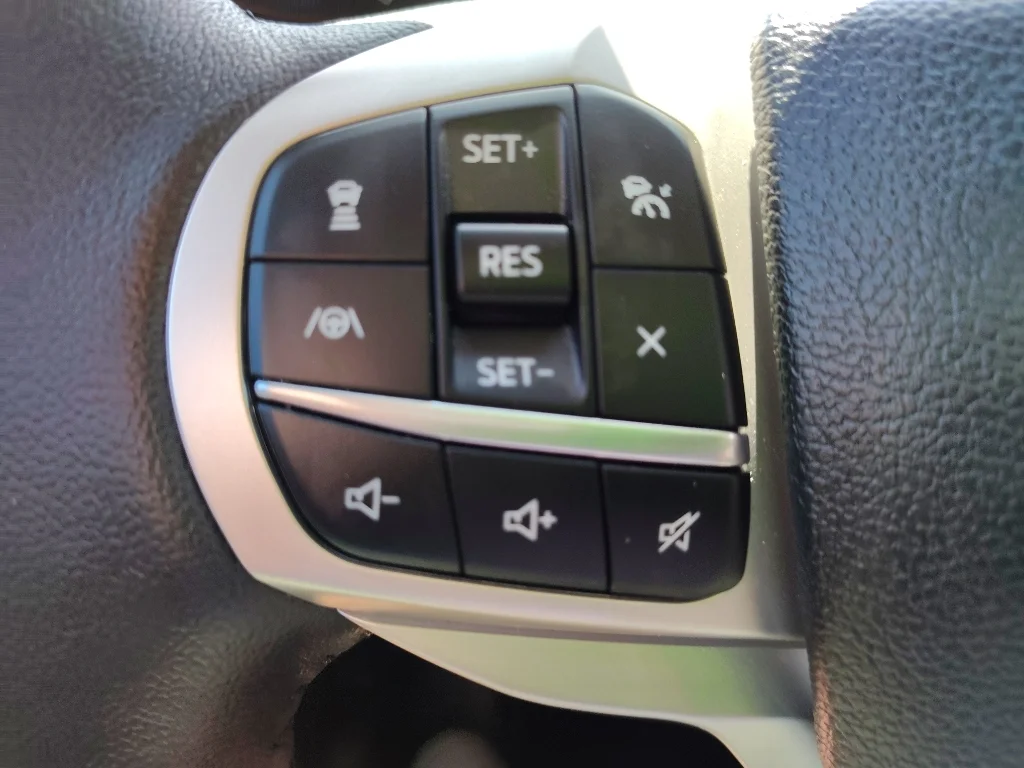 Used 2024 Forged Green Metallic Ford XLT image 19