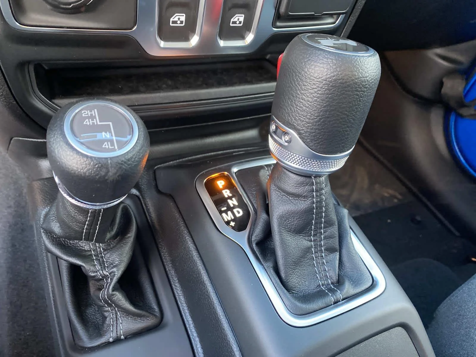 New 2026 Hydro Blue Pearlcoat Jeep Sport image 11