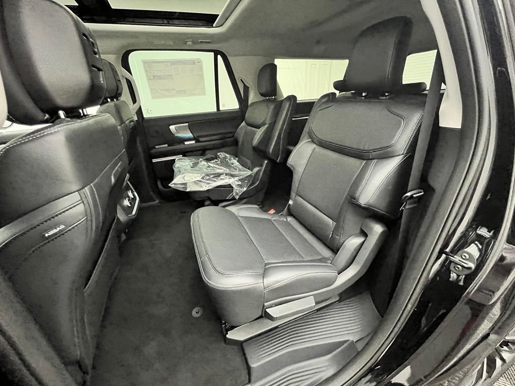 New 2026 Black Ford Platinum image 41
