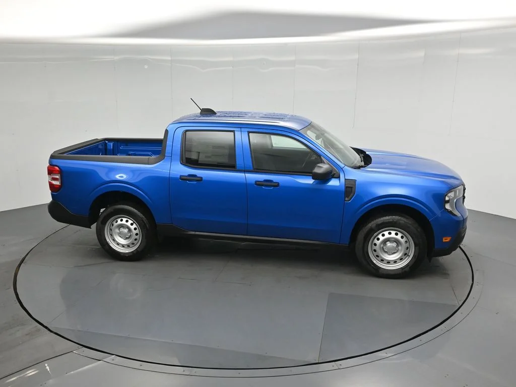 New 2026 Blue Ford XL image 48