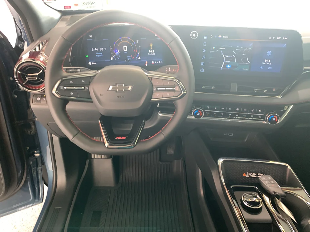 2027 Chevrolet Equinox RS - Photo 18