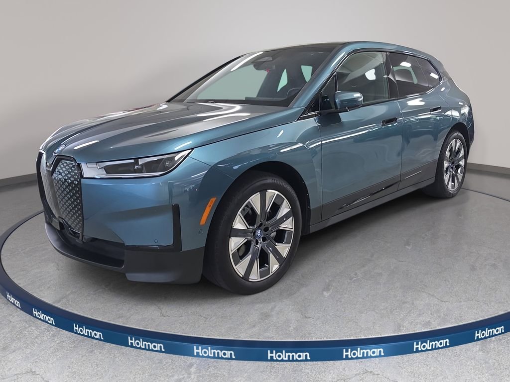 2023 BMW iX xDrive50's photo