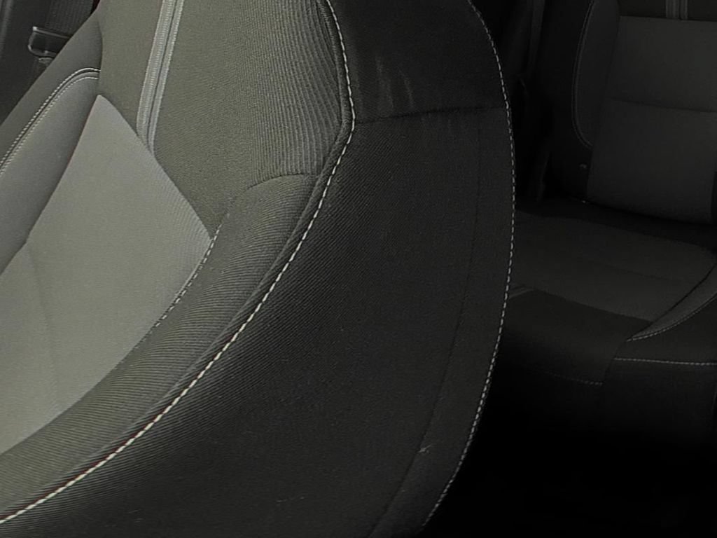 Used 2025 Summit White Chevrolet 2LT image 15