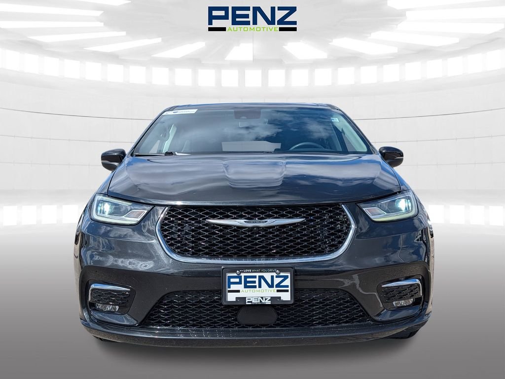 Used 2023 Chrysler Pacifica Hybrid Touring L with VIN 2C4RC1L79PR622030 for sale in Rochester, Minnesota