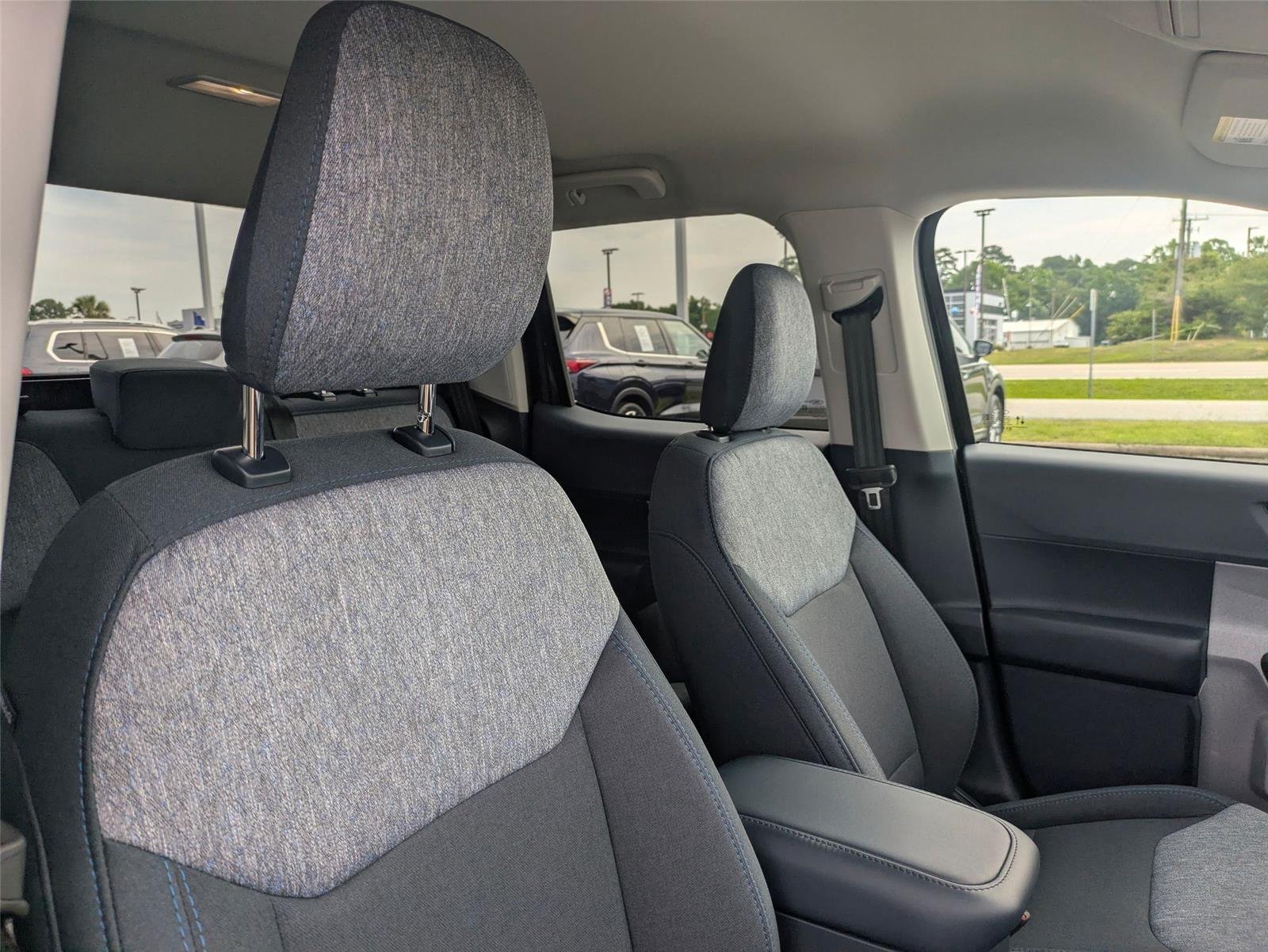 New 2026 Shadow Black Ford XLT image 33