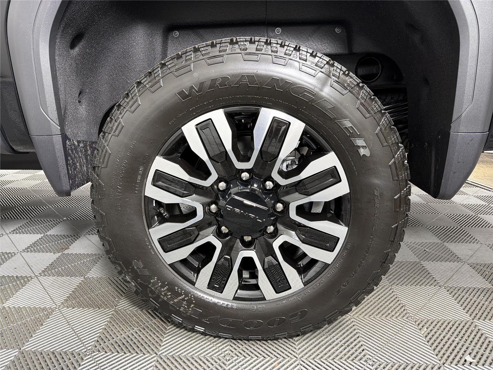 New 2026 Onyx Black GMC Denali Ultimate image 19