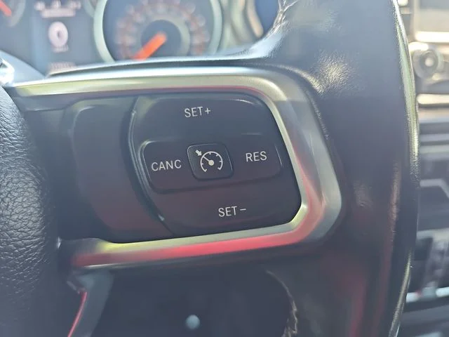 Used 2020 Silver Jeep Sport image 16