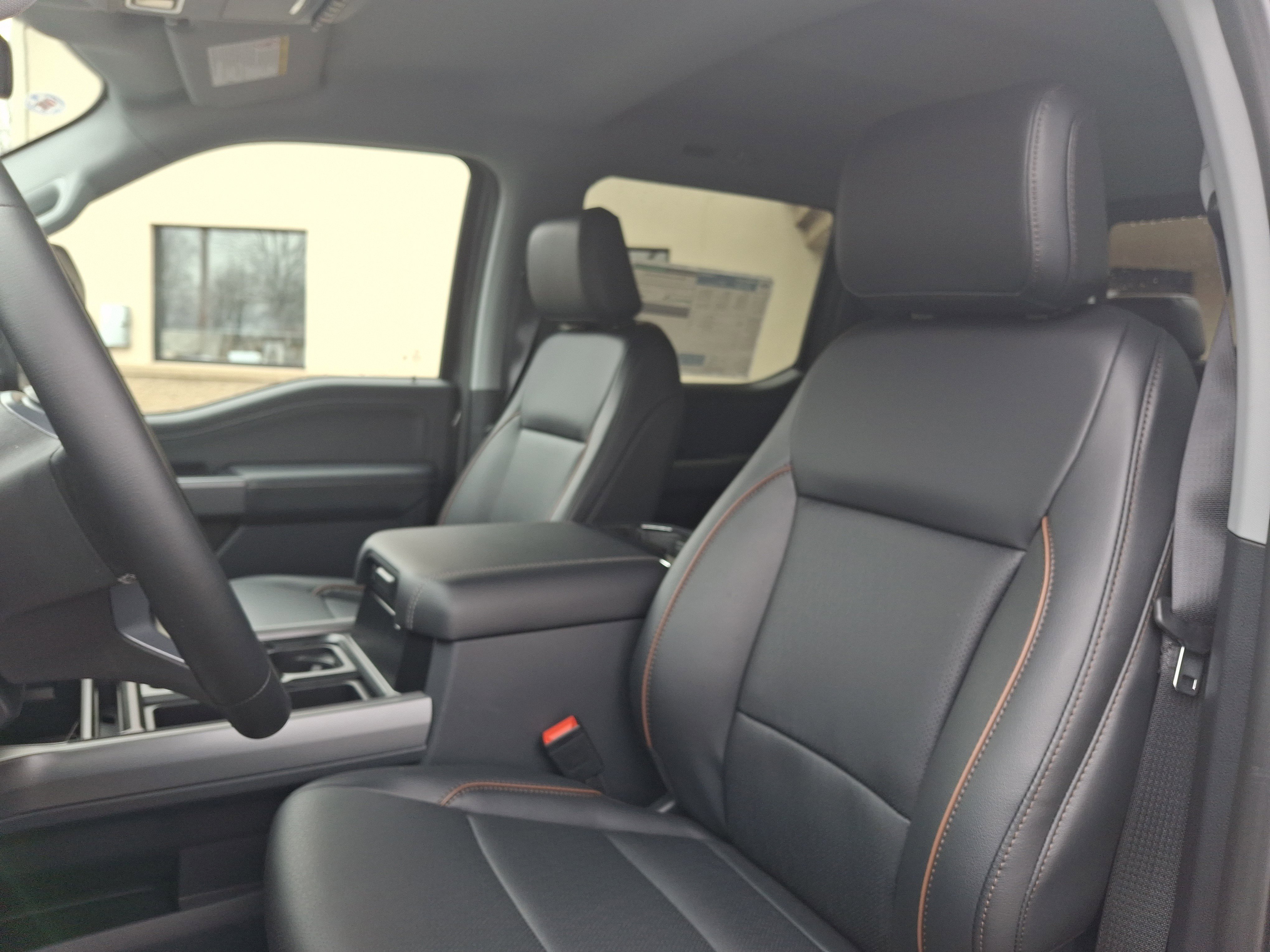 2026 Ford F-350 Super Duty Lariat - Photo 13
